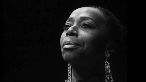BRASIL – Heloisa Lourenço